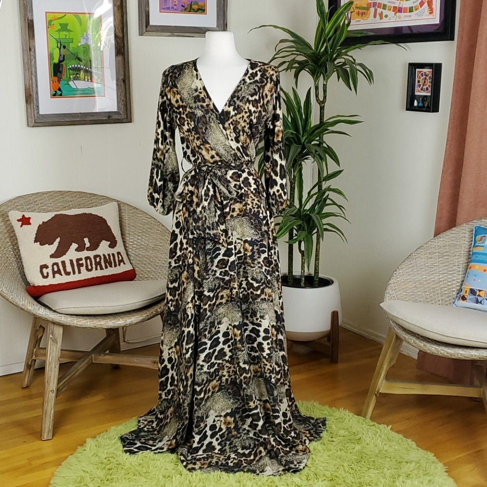 Leopard maxi dress sz Medium/Large